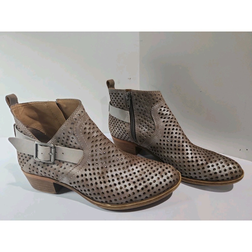 Lucky Brand Bartoon Ankle Boot Wms Size 7.5M Perforated Taupe Metallic Leather